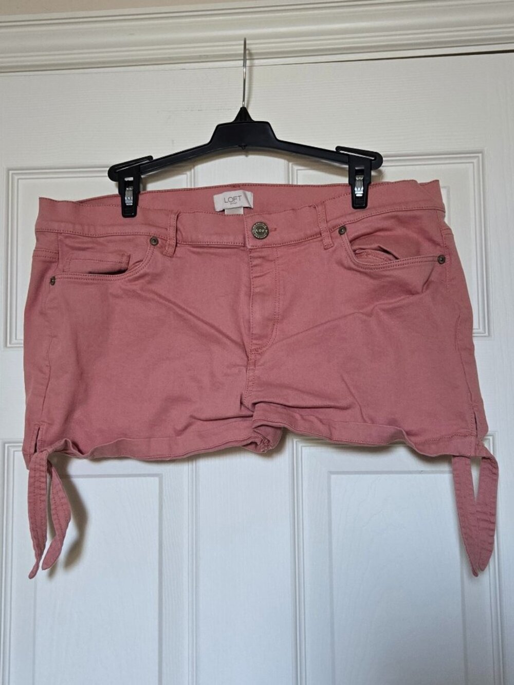LOFT Outlet Women's Pink Side-Tie Shorts - Size 12